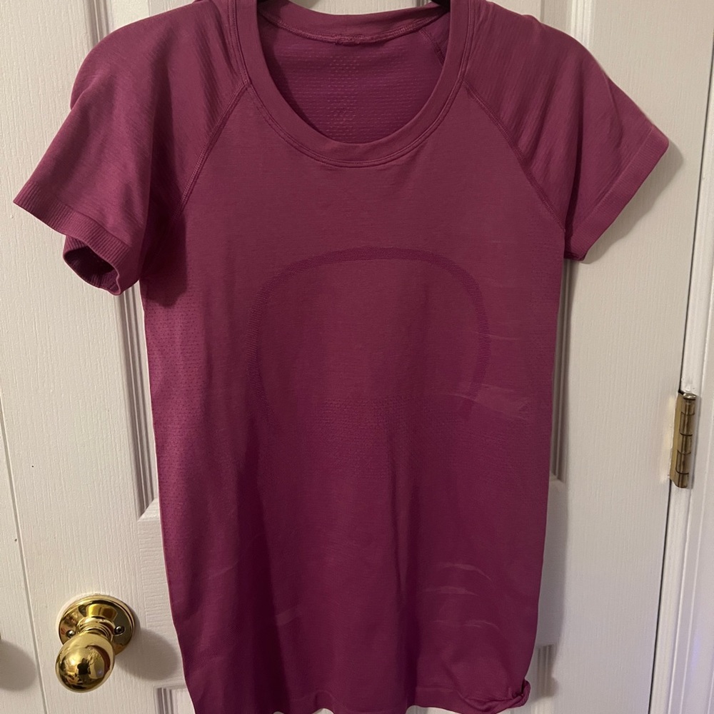Lululemon Swiftly Tech Short-Sleeve 2.0 in purple